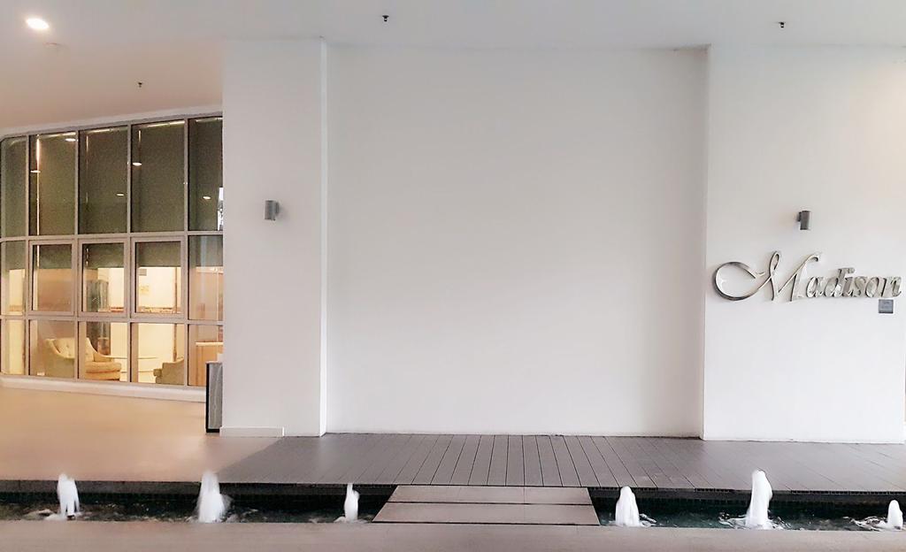 Regalia Suites By Ihost Kuala Lumpur Exterior photo